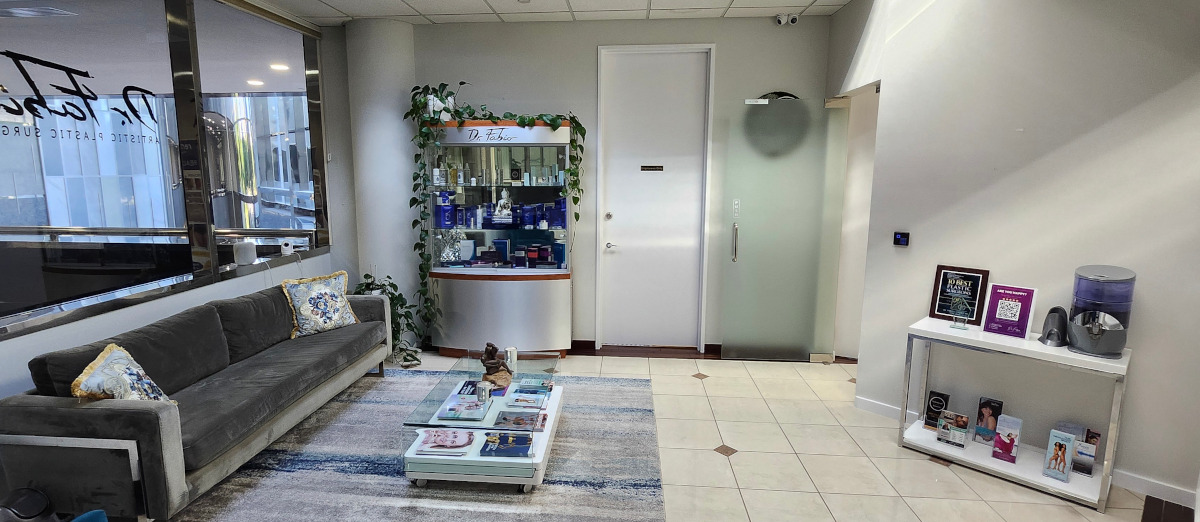 Aventura clinic reception